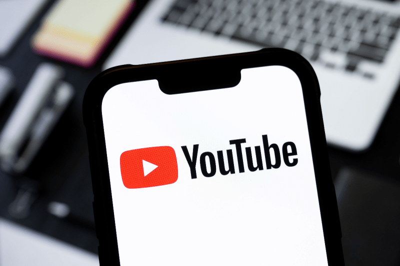 youtube-comedian-arrested-in-chicago-on-gun-and-weed-charges-latest-on-spoken-reasons