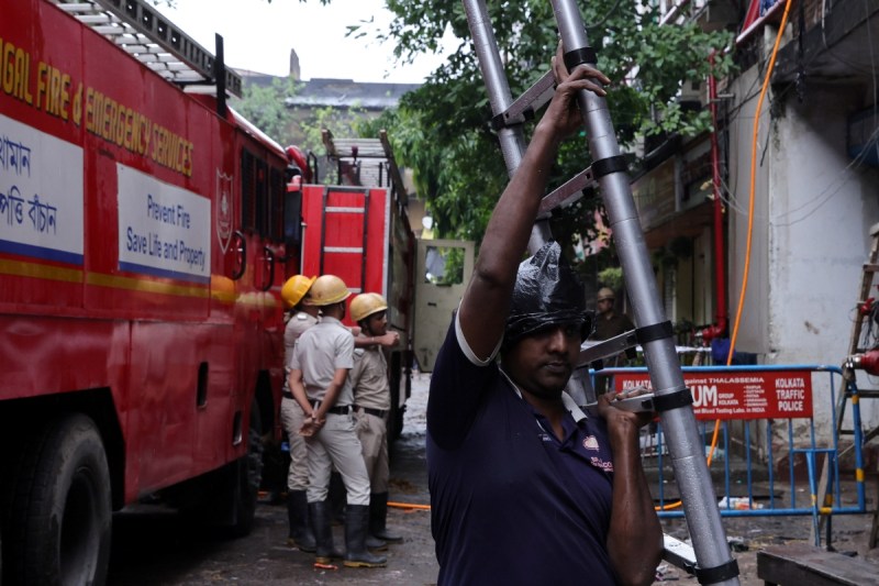 14-dead-after-devastating-india-hotel-fire