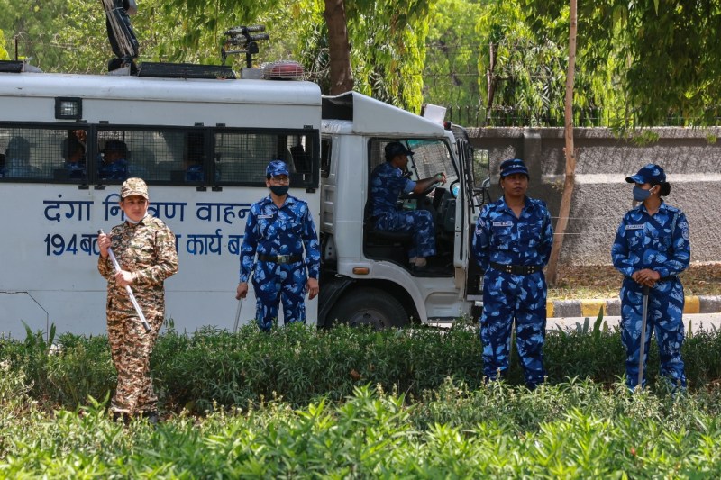 26-dead-17-injured-during-shooting-in-india