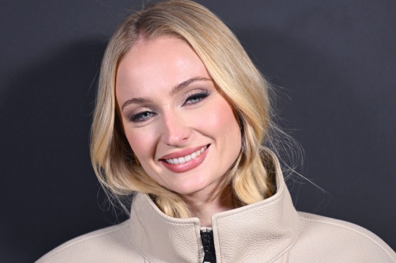 breakup-rumors-swirl-around-sophie-turner-and-her-new-boyfriend