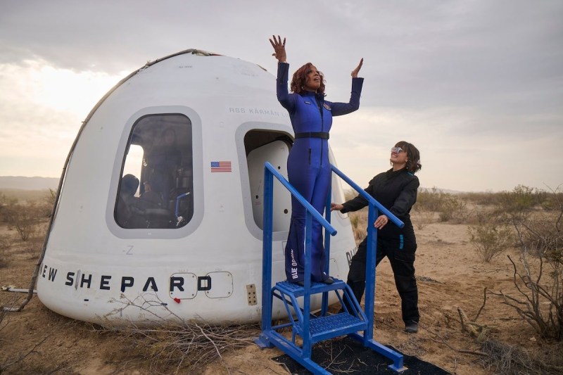 gayle-king-admits-to-being-very-disappointed-about-the-blue-origin-flight-backlash