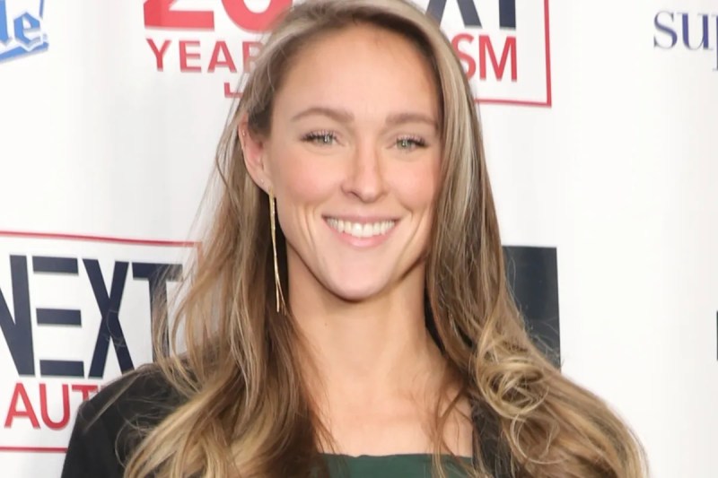 kylie-kelce-opens-up-about-postpartum-depression-after-welcoming-baby-no-4