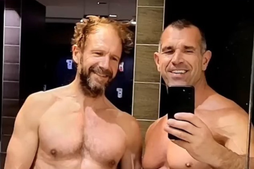 ralph-fiennes-62-is-absolutely-shredded-in-new-photos