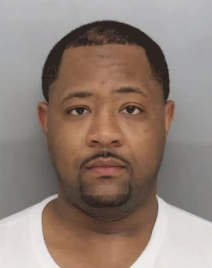 Brawl Erupts In Court Room After Murder Suspect Makes Appearance