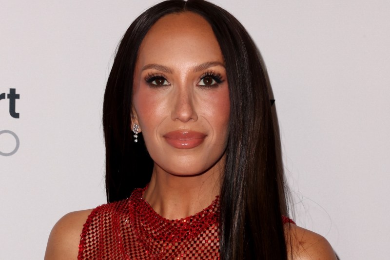 cheryl-burke-addresses-new-face-criticism
