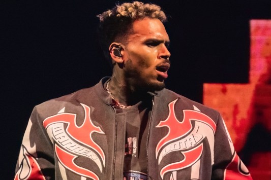 chris-brown-arrested-in-the-uk-for-alleged-bottle-throwing-incident