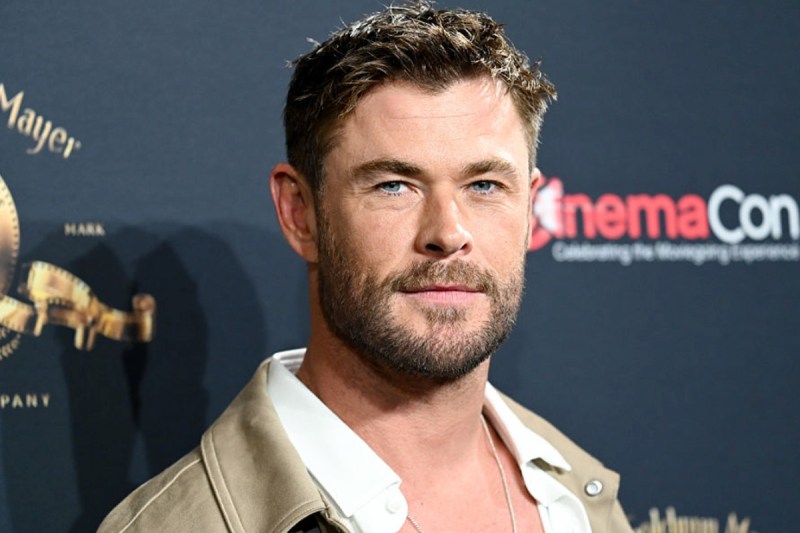 chris-hemsworth-is-ripped-for-avengers-doomsday-watch-the-workout-video