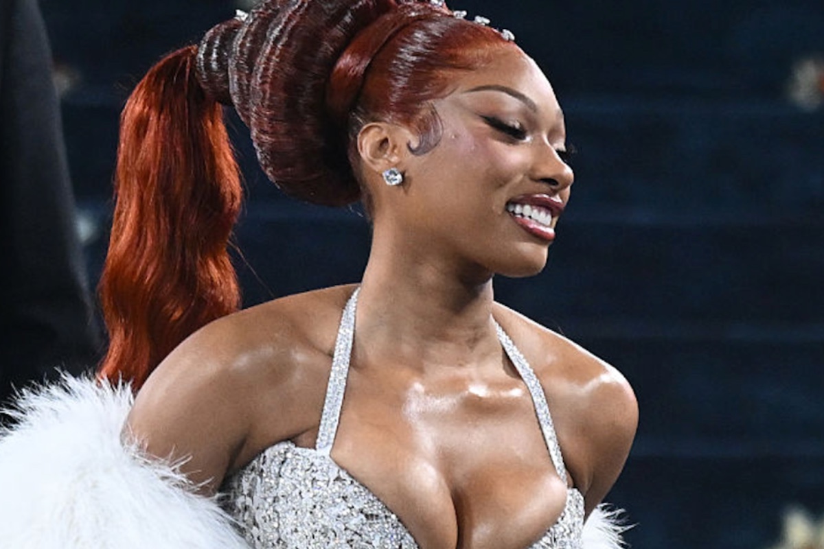 megan-thee-stallion-wows-in-denim-two-piece-for-whenever-music-video