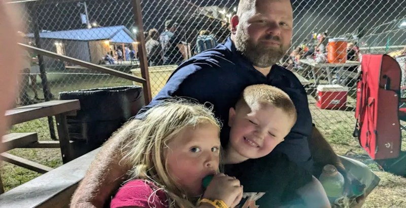 Woman Loses Her Entire Family In Fatal Texas Crash
