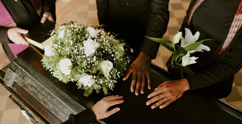 Police Accidentally Arrest The Wrong Man At A Funeral