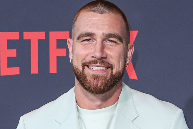 travis-kelce-shows-off-his-dance-moves-while-golfing-with-justin-timberlake