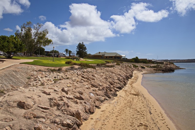 Two Missing Women Found Dead In Ocean Near Australian Tourist Town