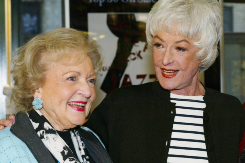 golden-girls-producer-reveals-bea-arthurs-alleged-harsh-words-for-betty-white