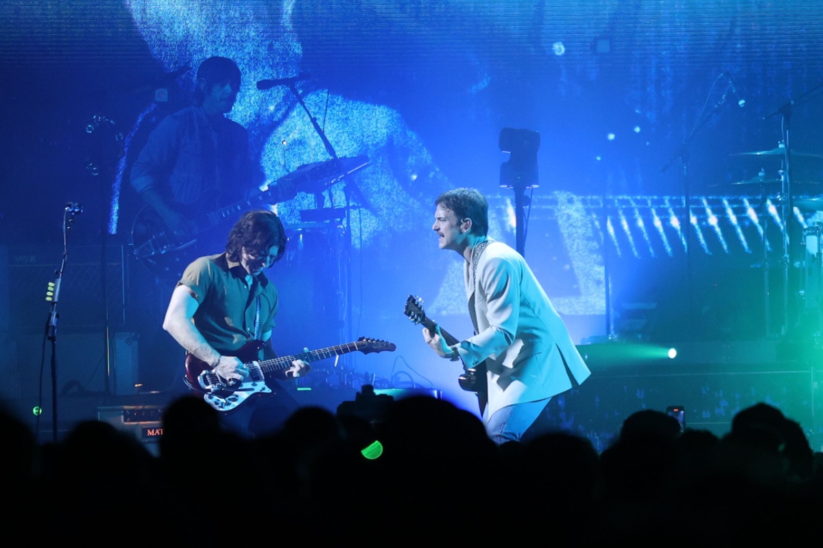 major-rock-band-cancels-tour-after-freak-accident