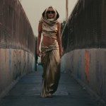 Miley Cyrus Sets the Record Straight About Who Inspired Her 'Flowers' Music Video Gold Dress Miley Cyrus Sets the Record Straight About Who Inspired Her 'Flowers' Music Video Gold Dress