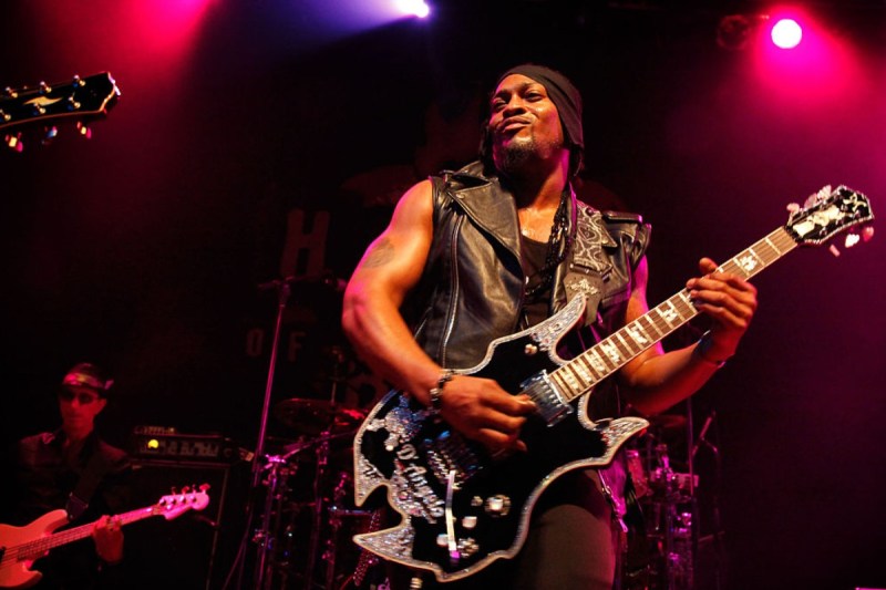 rb-legend-cancels-major-performance-after-longer-than-expected-surgical-recovery