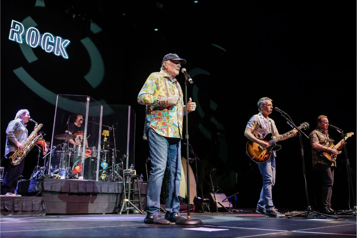 the-beach-boys-bandmates-speak-out-following-brian-wilsons-death