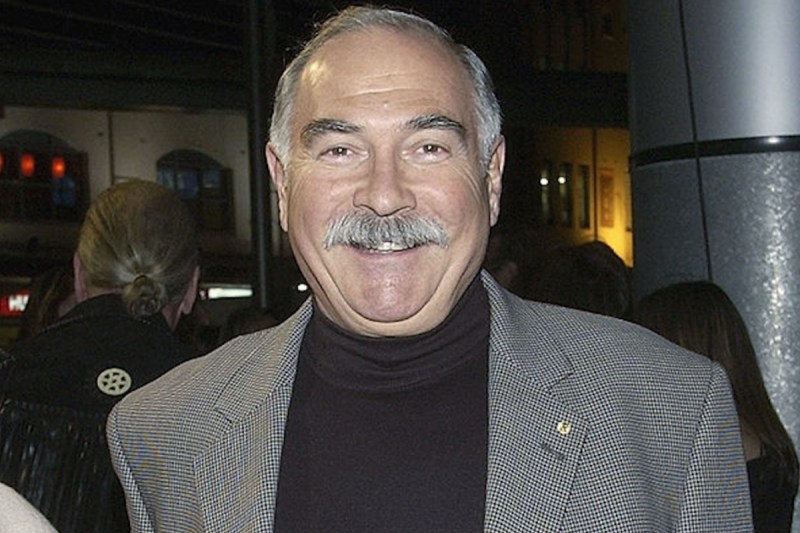 actor-with-decades-of-movie-and-tv-credits-dead-at-81-rip-to-henri-szeps