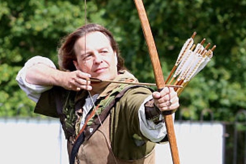 beloved-robin-hood-performer-dies-after-short-brave-battle-with-cancer-tim-pollard-was-61