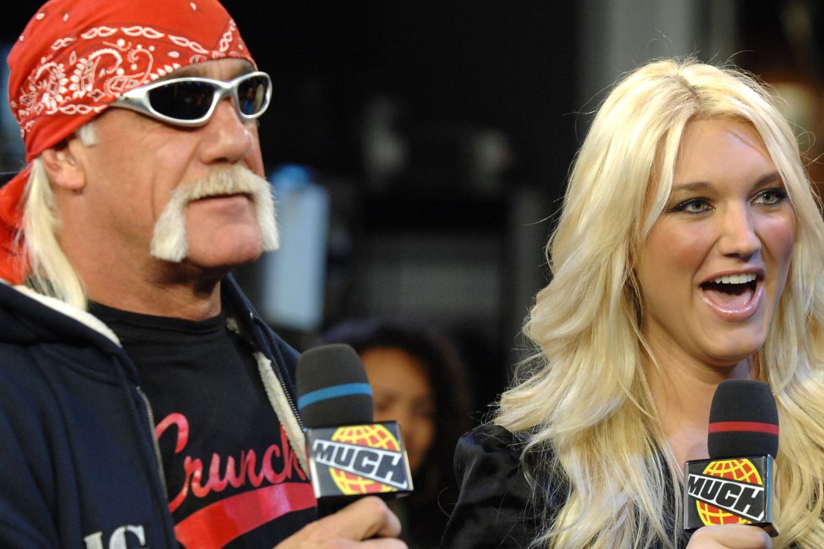 brooke-hogan-finally-breaks-her-silence-about-her-father-hulks-sudden-death