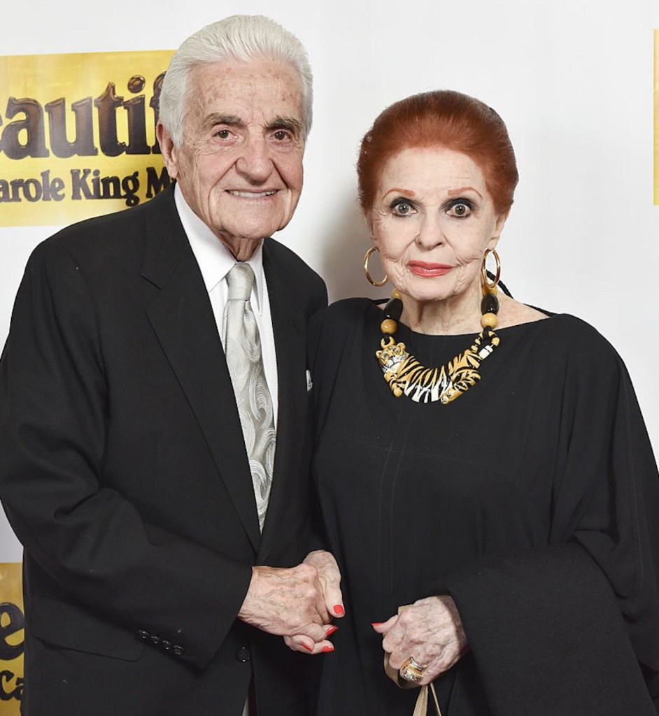 cheers-guest-star-tom-troupe-has-died