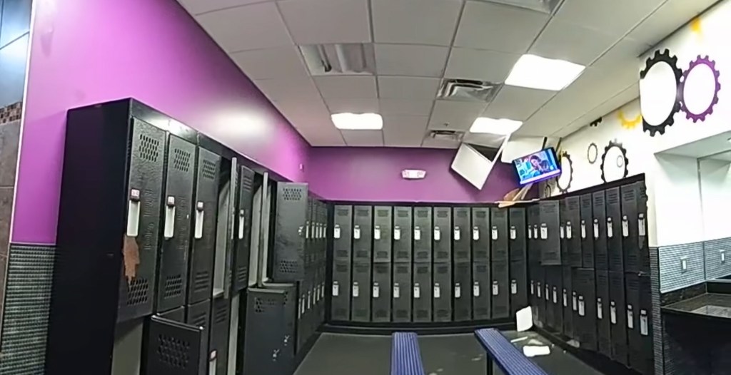 Man Hides In Planet Fitness Tanning Bed After Allegedly Starting Fire