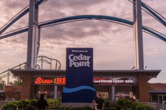 midwest-storms-lead-to-knee-deep-flooding-at-cedar-point