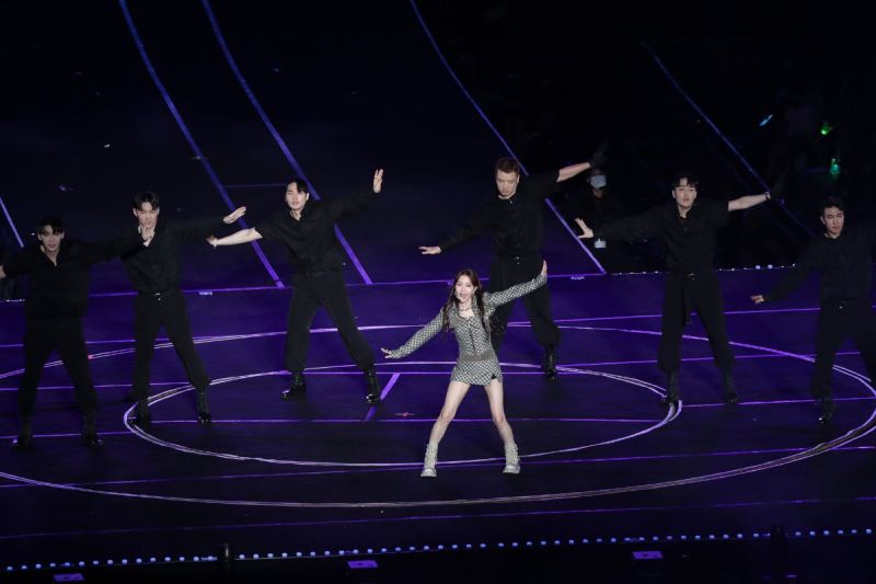 pop-music-osteonecrosis-concert