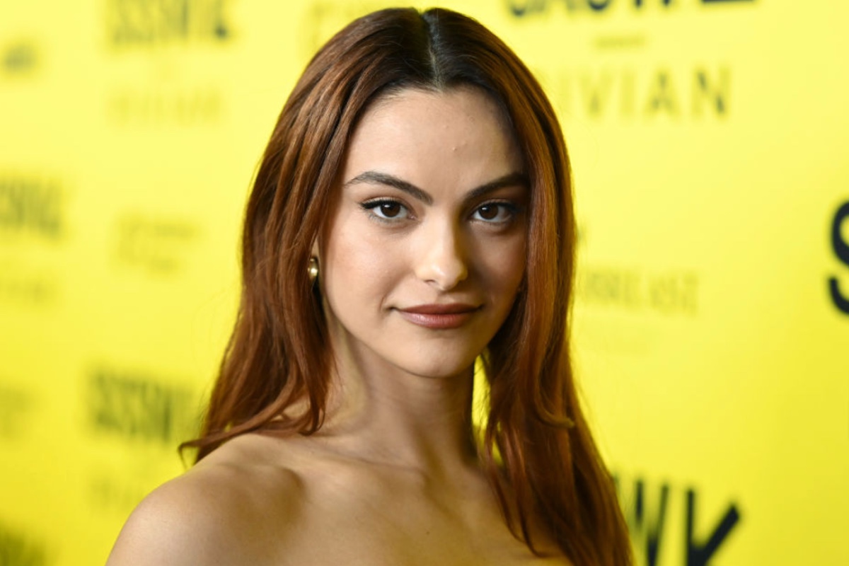 riverdale-star-camila-mendes-poses-in-grey-top-in-summertime-snap