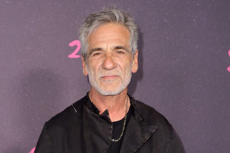 the-dark-knight-rises-actor-dies-suddenly-after-collapsing-on-beach-alon-aboutboul-was-60