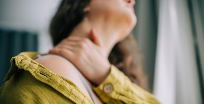 22-Year-Old Diagnosed With Blood Cancer After Developing Back Pain She Thought Was Office Job Related