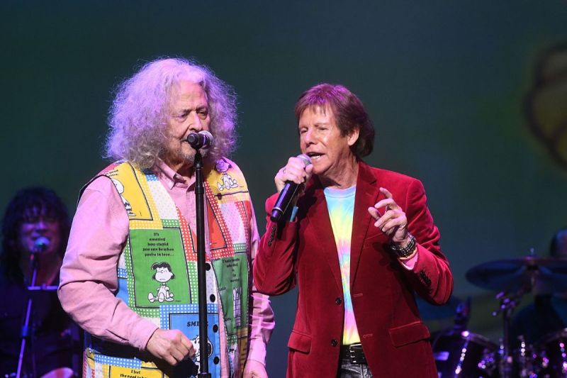 60s-rock-legends-concert-canceled-after-serious-flooding