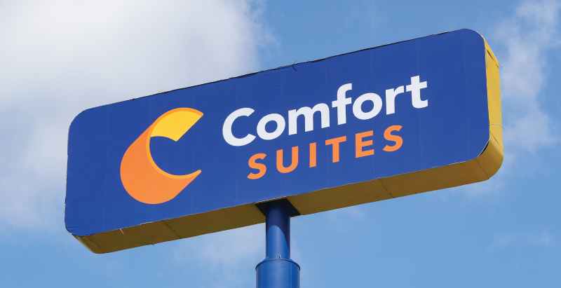 Comfort Suites Sign