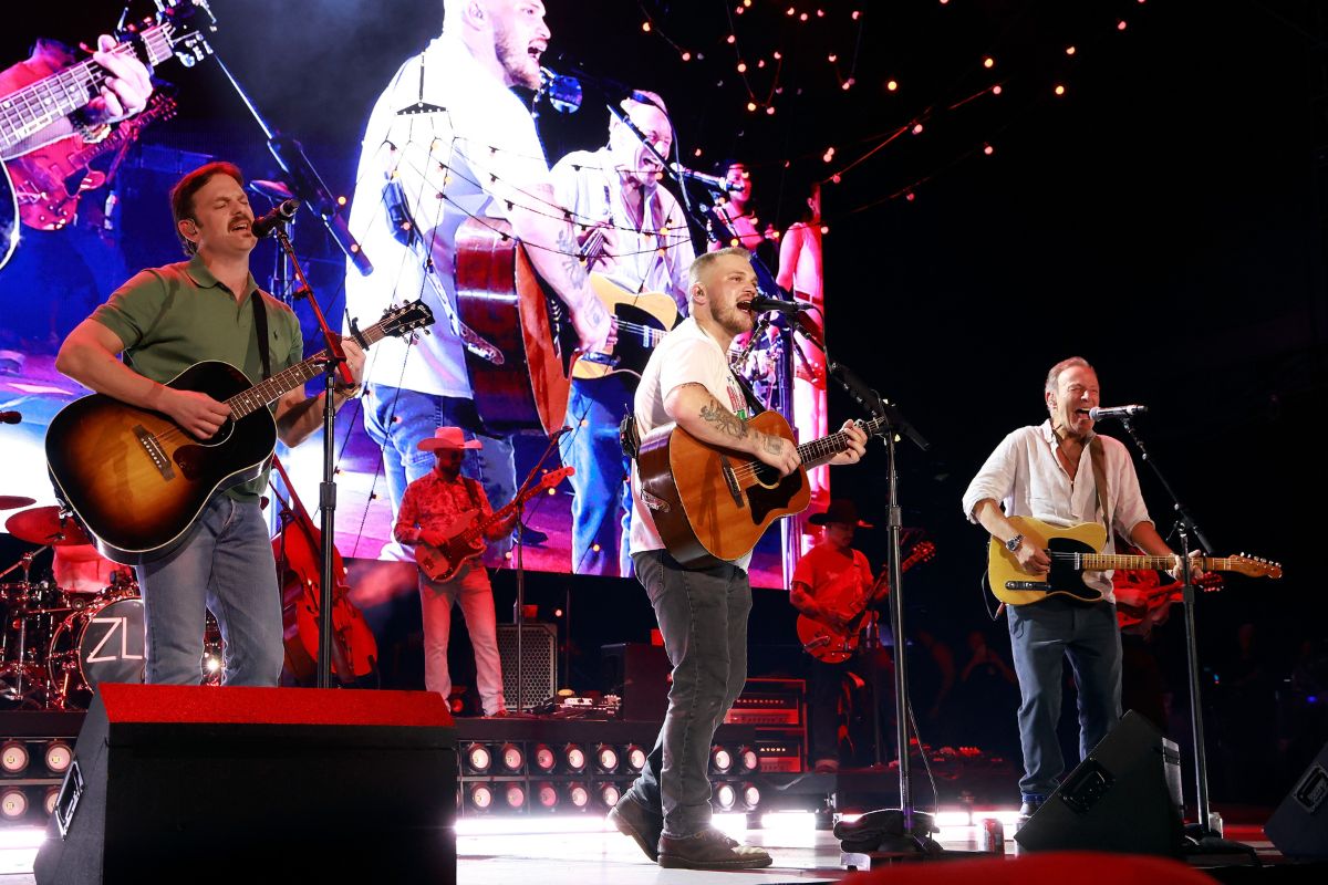 country-star-vows-to-never-play-in-kansas-city-again-amid-online-spat-with-chiefs-fans