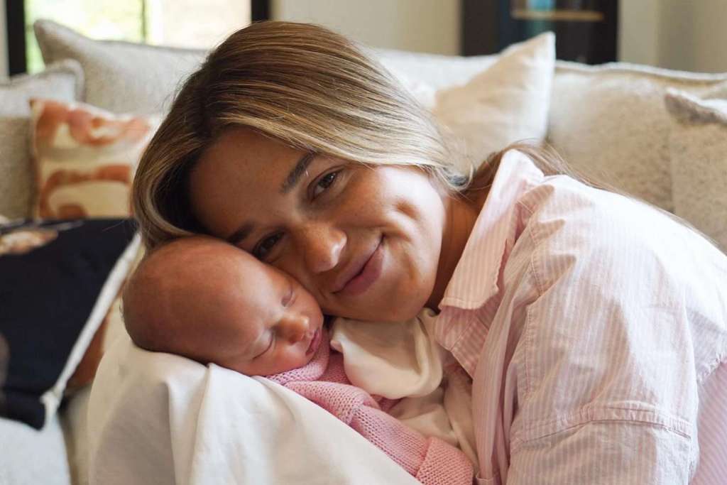 duck-dynasty-star-welcomes-baby-reveals-first-photos