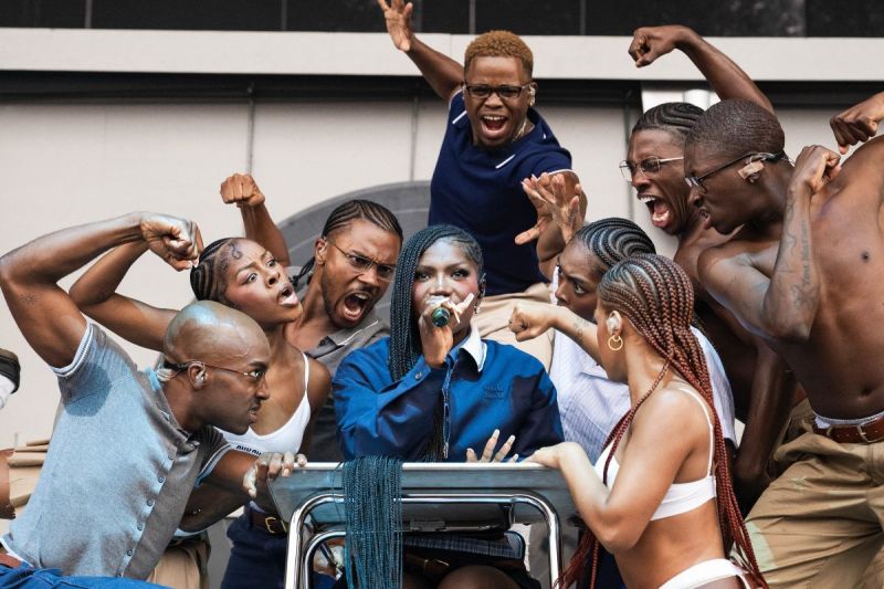 major-hip-hop-star-cancels-multiple-music-festival-appearances