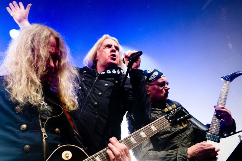 metal-legend-diagnosed-cancer