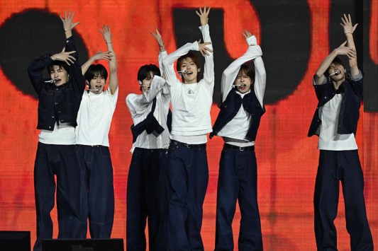 Pop Singer Misses Concert Due to 'Body Aches and a General Decline in ...