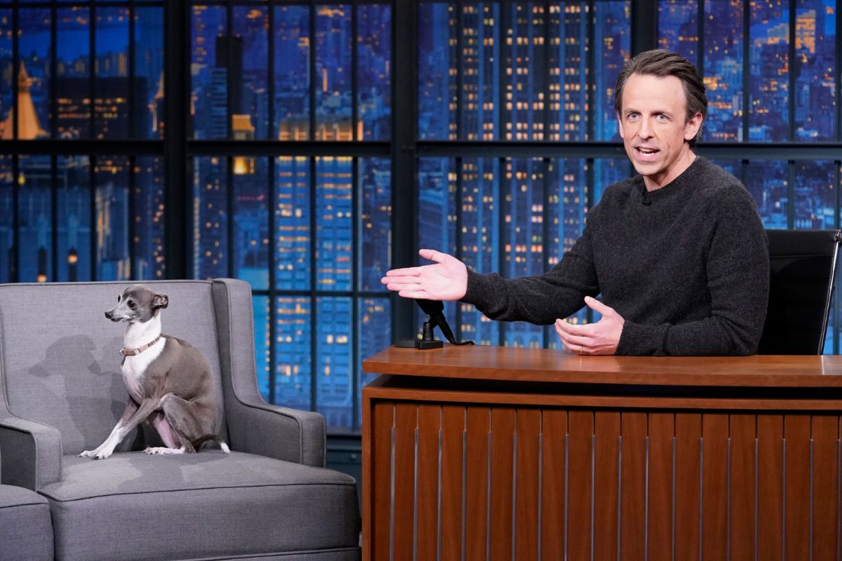 seth-meyers-mourns-the-loss-of-his-beloved-pup-frisbee