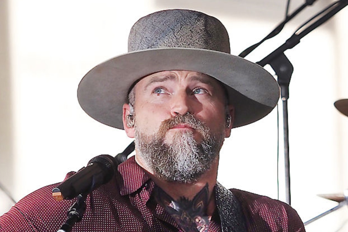 zac-brown-going-into-debt-to-pull-off-big-moment-with-his-band
