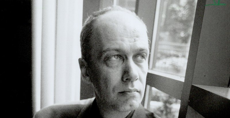 Acclaimed Author Breaks Hip in Fall Down Stairs After He 'Had Been Drinking'