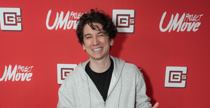 Beloved Comedian Faced Agoraphobia and 'Bad Anxiety' When He Began Living Alone