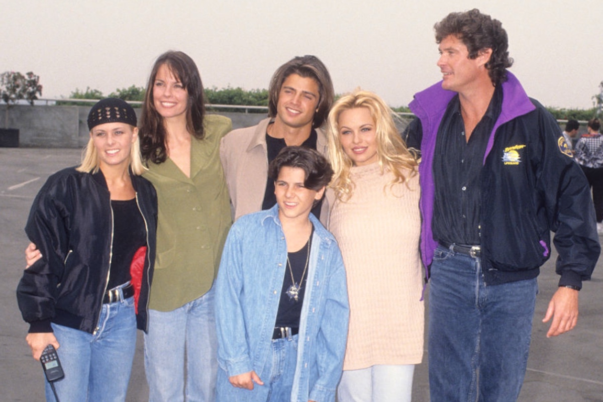 baywatch-star-undergoes-mastectomy