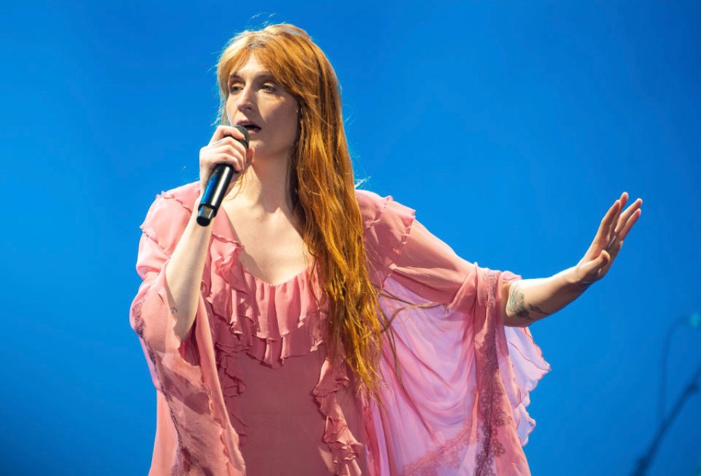 beloved-pop-singer-reveals-near-fatal-ectopic-pregnancy-led-to-emergency-surgery