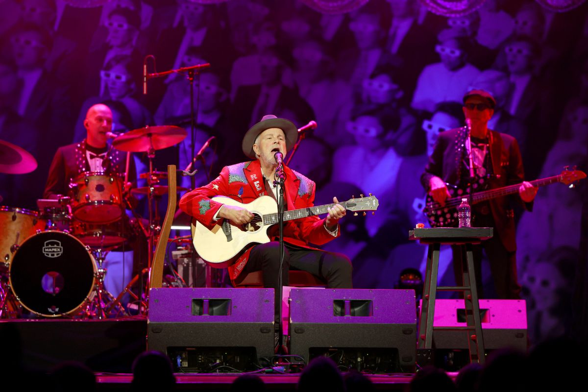 country-music-favorite-suddenly-cancels-performance-promises-to-rebound-better-than-ever