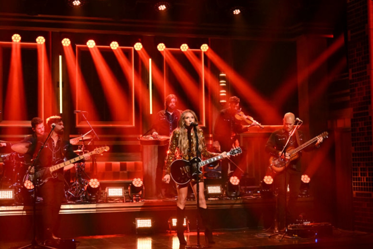 country-music-star-gets-candid-about-her-divorce-says-it-just-wasnt-the-marriage-that-i-know-i-deserved