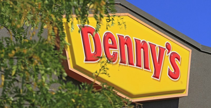 Denny's Sign Fell Onto Car And Killed Kentucky Couple: Lawsuit Settlement Reached