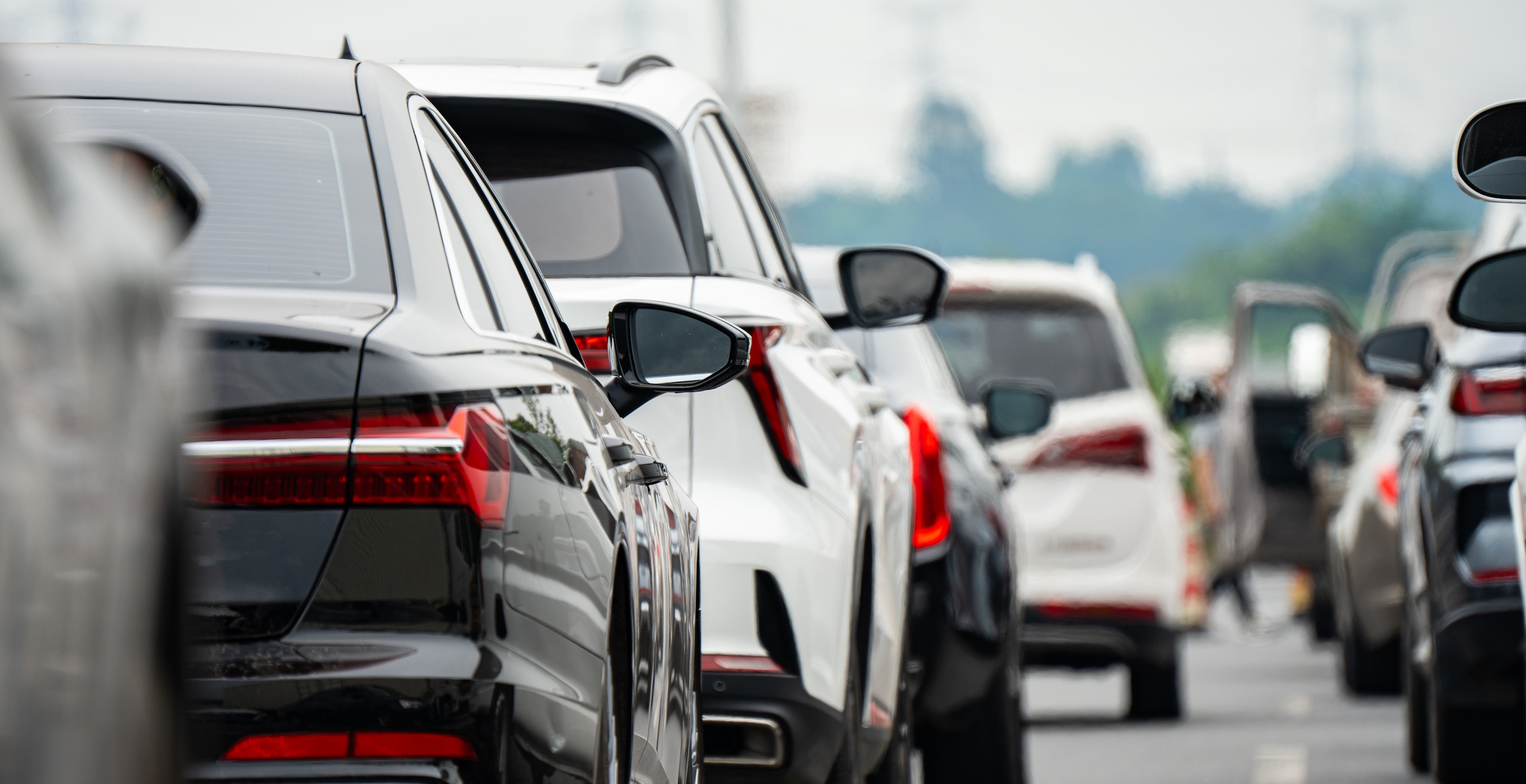 New York Couple Has Baby On Side Of The Road During The Middle Of Rush Hour Traffic