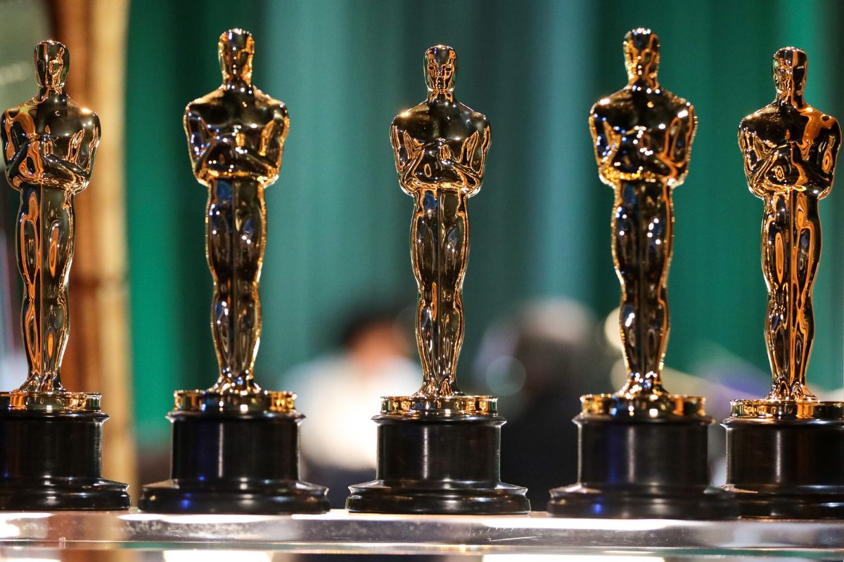 Grammy/Oscar Winner Cancels Multiple Concerts to ‘Navigate Some Personal Circumstances’