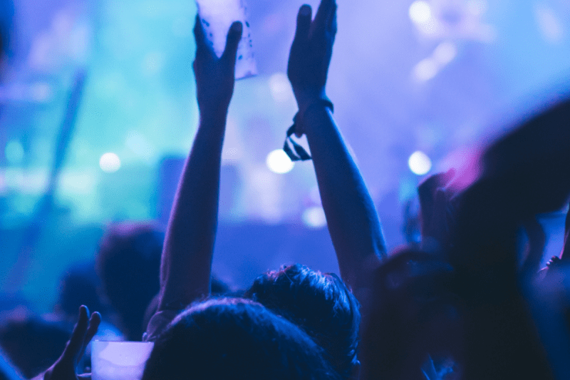 pop-singer-comes-out-as-trans